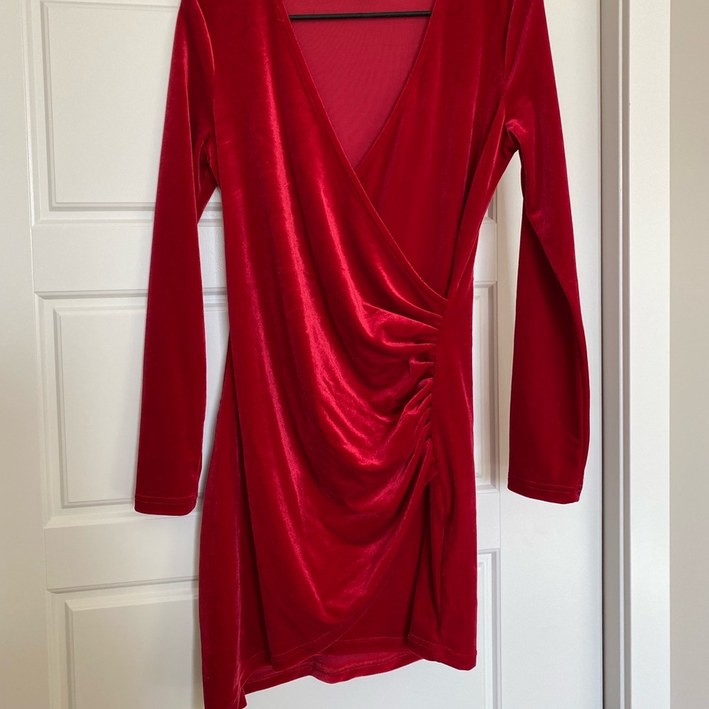 Red long sleeve dress